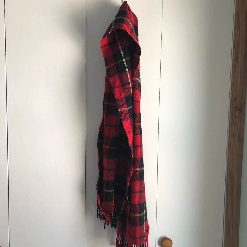 💚 5 for $15! 💚 Cozy Red Plaid Scarf for Winter